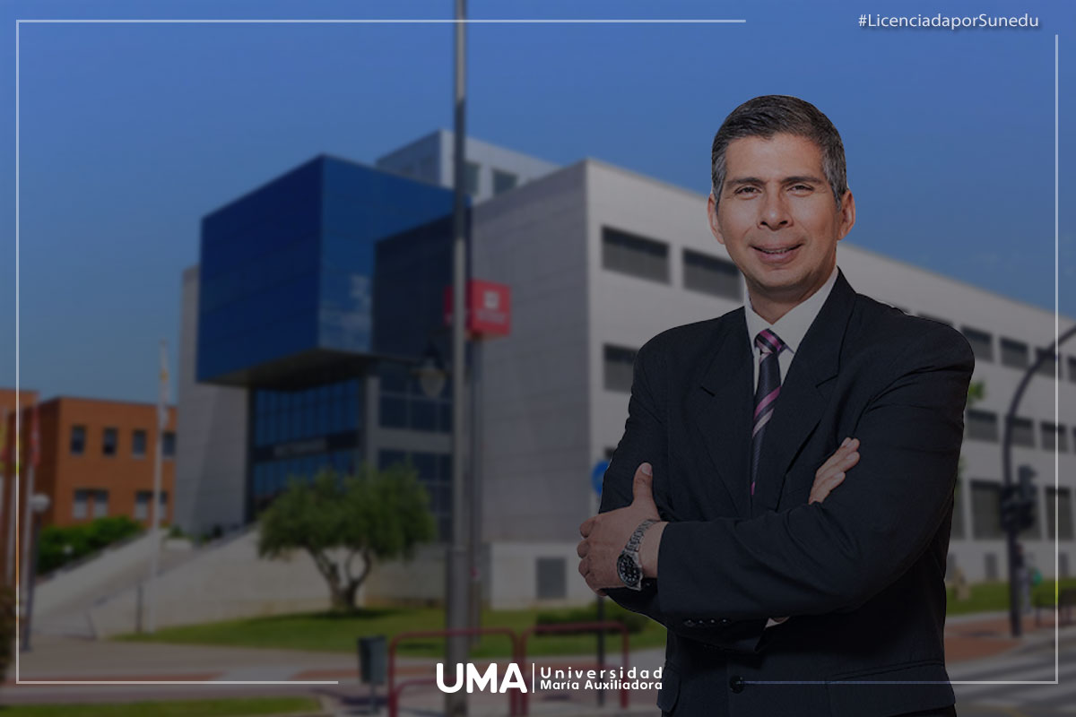 Profesor e investigador de la UMA participó en publicación española sobre la educación superior en el Perú