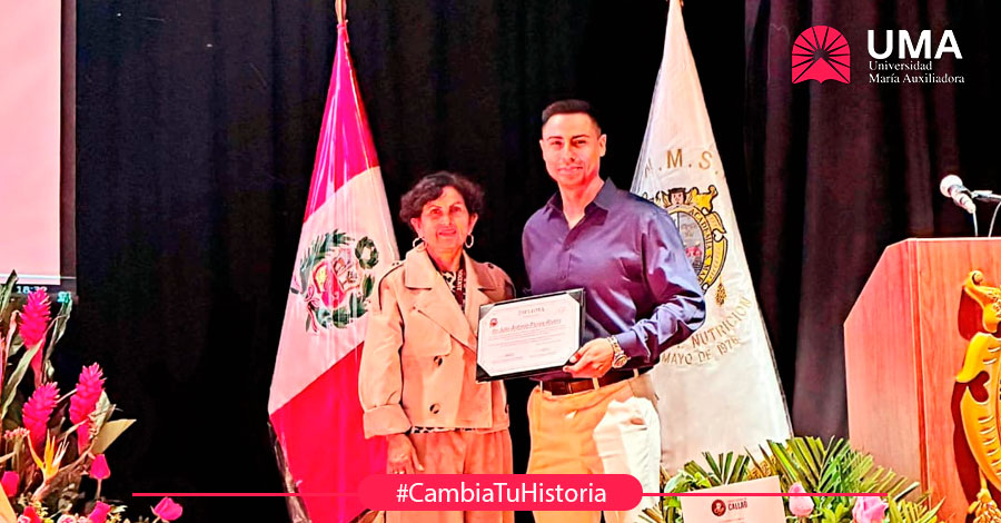 Director de la Escuela de Nutrición y Dietética de la UMA es reconocido por la UNMSM en el marco de las bodas de oro de su Escuela Profesional